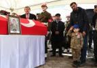 Şehit Uzman Onbaşı Eyüp Gülaştı'ya yeğeninden asker selamı ile veda