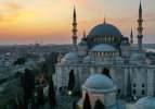 Dünyanın en buruk ramazanı: Müslüman alemi virüs önlemleri altında oruca niyetlendi..