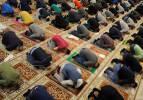 Bosna Hersek'teki camilerde ramazan ayının ilk teravih namazı kılındı