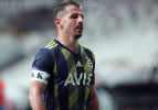 Türk futbolundan Emre Belözoğlu geçti!