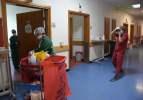 Pandemi servisinde çalışan doktor, süreci kare kare fotoğrafladı!