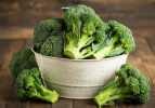 Sindirim sistemini düzenliyor, kansere karşı koruyor! Brokolinin bilinmeyen faydaları...