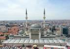 Taksim'e yapılan cami açılışa hazırlanıyor