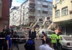 Zeytinburnu'nda boşaltılan bina çöktü!