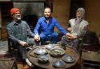 Büyükanne ve dedesinin anısını ‘balmumu heykelleri' ile yaşatıyor
