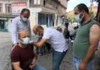 Sağlıkçılar aşı oranının en düşük olduğu illerde kahveleri gezerek aşı yaptı