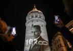 Atatürk AKM ve Galata Kulesi'ndeki ışık gösterisiyle anıldı