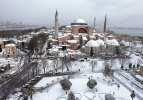 Tarihi yarımada gelinliğini giydi! İşte İstanbul'dan eşsiz kar manzaraları...