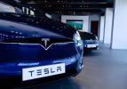 Tesla 2021'de rekor kırdı! 1 milyona yakın otomobil...