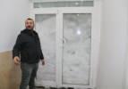 Kapı ve pencereler kapandı! Böyle kar görmedik...