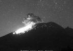 Popocatepetl Yanardağı’nda büyük patlama! Lavlar ve küller bin 100 metreye fırladı...