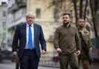 İngiltere Başbakanı Boris Johnson Kiev sokaklarında