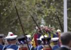 Dünya liderleri katıldı! İşte Kraliçe 2. Elizabeth'in resmi cenaze töreni 