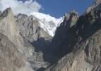 Hunza Vadisi, masalsı görünümüyle her yıl yüz binlerce turisti ağırlıyor
