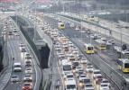 Araç kullanan herkesi ilgilendiriyor! Trafikte yeni dönem başlıyor