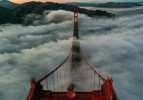 Golden Gate Köprüsü üzerinde hayran bırakan sis manzarası