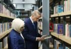 Cumhurbaşkanı Erdoğan eşiyle birlikte Rami Kütüphanesi'ni gezdi