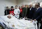 Başkan Erdoğan'dan Kilis Devlet Hastanesi'nde depremzedelere ziyaret
