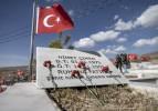 PKK'nın katlettiği 33 Yavi şehidi mezarları başında anıldı