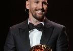 Ballon d'Or'u kazanan Messi, tahtını sağlamlaştırdı