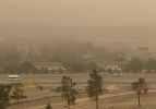 Suriye'nin toz bulutu Şanlıurfa semalarını kapladı! Oto yıkamacıların yüzü güldü