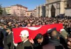Türkiye kahramanlarını uğurladı! Şehitlere gözyaşlarıyla veda!