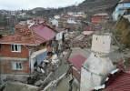 Tokat'ta toprak kayması sonucunda birçok ev yıkıldı! Korkutan ayrıntı dikkat çekti...