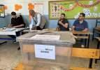 Se&ccedil;imlerin yenilendiği b&ouml;lgelerde oy kullanma işlemi başladı