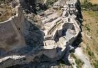 Depremde hasar alan kale yeniden ziyarete açıldı: Tarihi milattan önceye dayanıyor