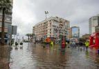 İzmir için büyük tehlike! Olası depremde deniz kentin içine girecek