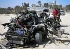 İsrail hedef aldığı otomobili hurdaya çevirdi