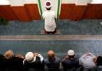 Cami inşaatı yarım kalınca köy halkı tarihi kilisede namaz kılıyor