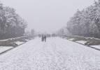 Nisan ayında lapa lapa kar! Başkent beyaza b&uuml;r&uuml;nd&uuml;! İl il kareler