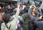 Yasağa rağmen Taksim'e yürümek isteyenlere polis müdahale etti
