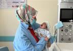 Dünyada yedinci vaka: Eymen bebeğin boynundan 445 gram tümör çıkarıldı