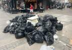 İzmir'i grev vurdu: Sokaklar çöp yığınlarıyla doldu