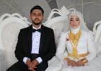 Van'daki aşiret düğününde damada 7 buçuk milyon TL, geline 1 buçuk kilo altın