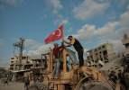 Türk bayrakları Gazze'de dalgalandı 