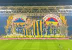 Kadıköy'de görsel şölen! Fenerbahçe taraftarında derbi koreografisi