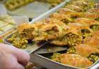 Fıstıklı baklava sevenler "bezelye" hilesine aman dikkat!