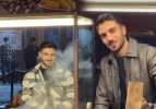 D&uuml;nyada 'Yakışıklı Mısırcı' olarak &uuml;nlendi! Alper Temel bir yayından servet kazandı
