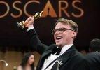 &Uuml;nl&uuml; y&ouml;netmenin Oscar &ouml;d&uuml;l&uuml; silah sayıldı: Havaalanında kayboldu!
