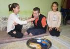 İş kazasında kollarını ve ayaklarını kaybetti! Hayatı kızının paylaştığı video ile değişti