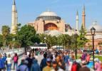 Akın akın geldiler: Turizmin g&ouml;zdesi zirveye tırmandı! T&uuml;rkiye Avrupa &uuml;lkelerine fark attı...