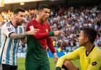 D&uuml;nyanın en zengin futbolcuları a&ccedil;ıklandı! Ronaldo ve Messi'yi 23'e katladı!