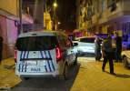 Manisa'da hareketli gece: Eşinin burnunu ısırarak kopardı! Polisler balkondan kurtardı