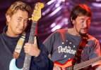 &Uuml;nl&uuml; blues sanat&ccedil;ısı Chris Rea'dan 57 yıllık eşine servet değerinde miras! 