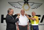 79 yaşındaki depremzedenin "pilotluk hayali" ger&ccedil;ekleştirildi