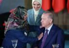 Ahlat'ta anlamlı buluşma! Erdoğan şehit aileleriyle bir araya geldi