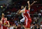 Anadolu Efes ezdi geçti!